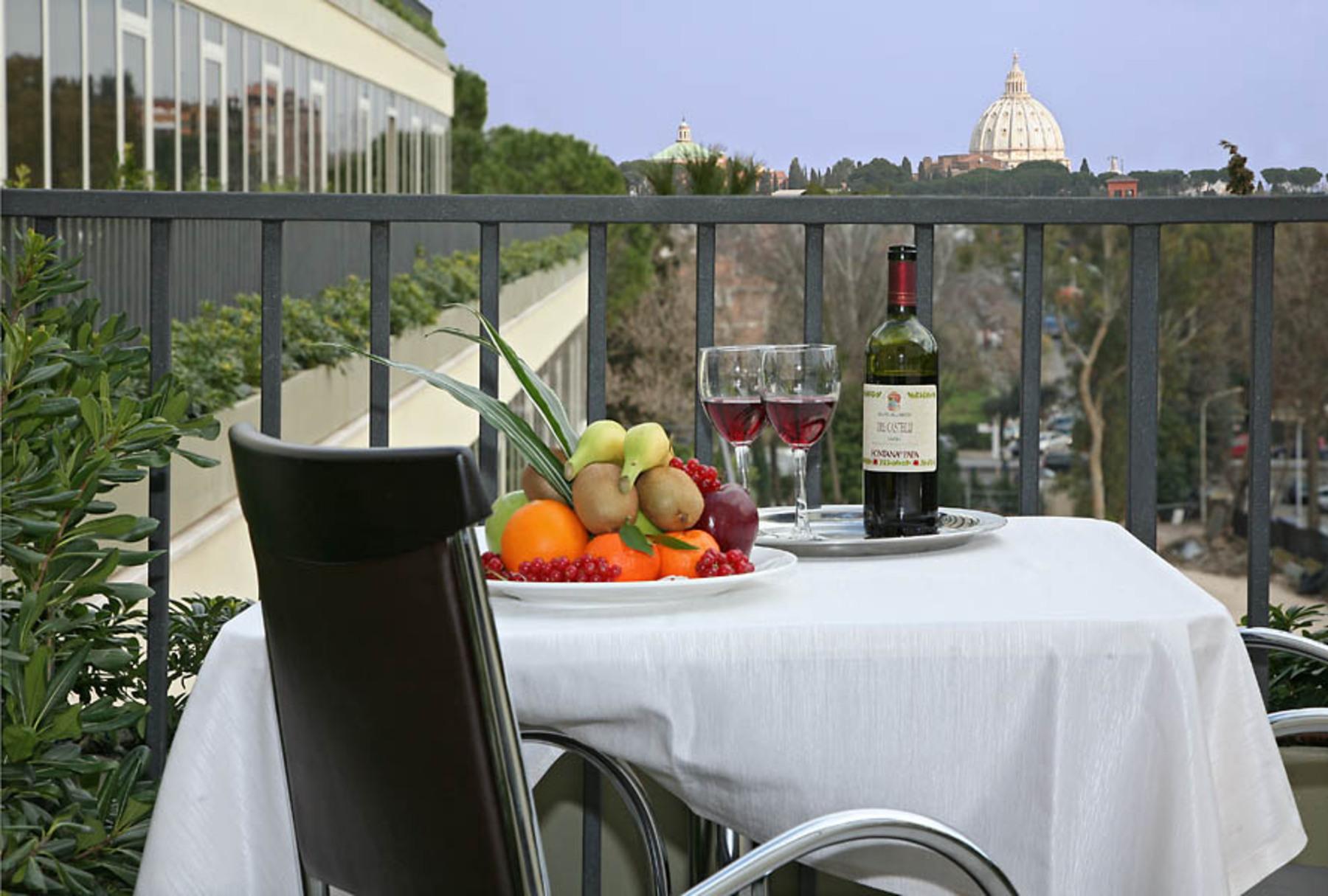 Cardinal Hotel St. Peter Roma Esterno foto