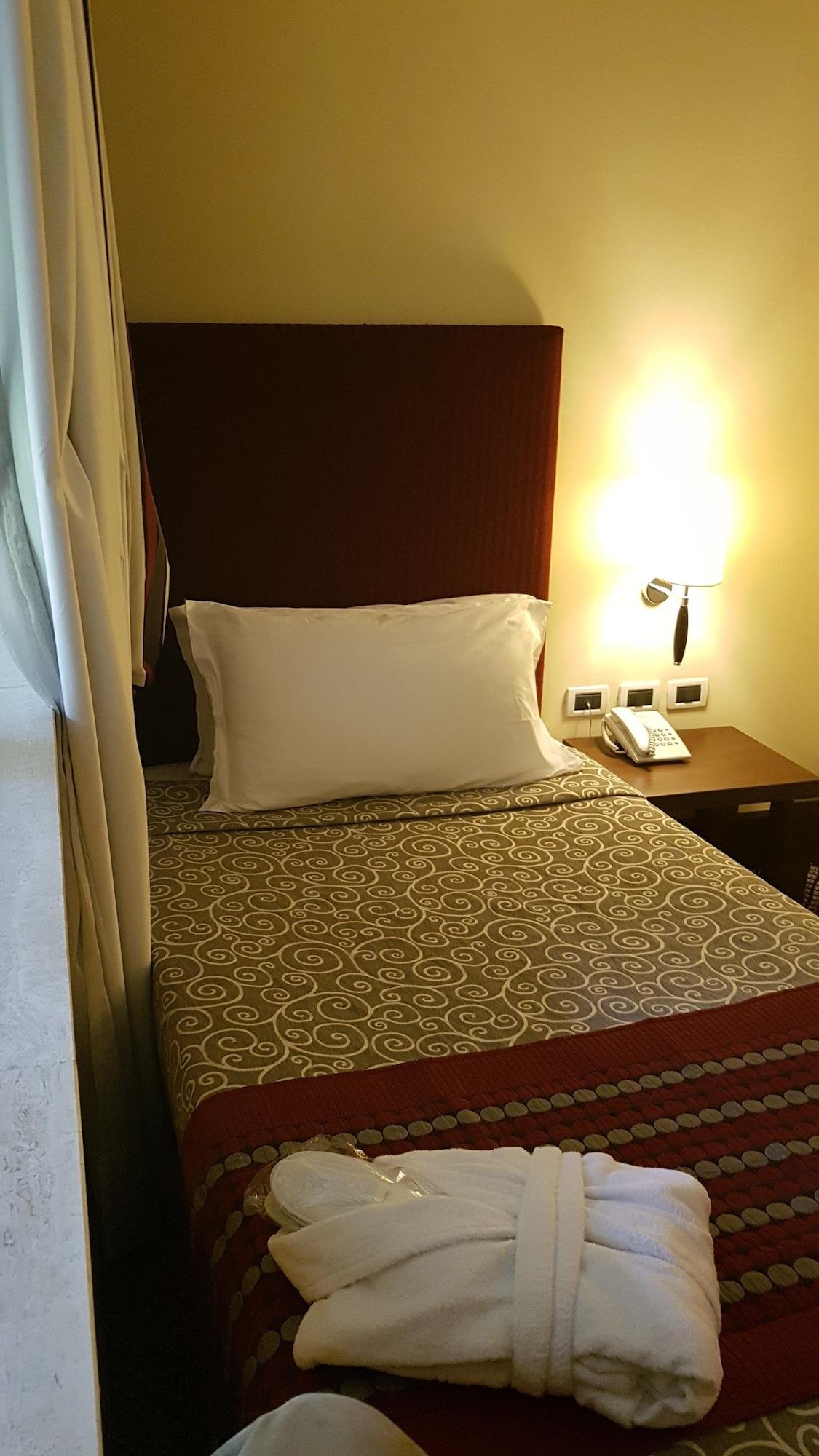 Cardinal Hotel St. Peter Roma Esterno foto